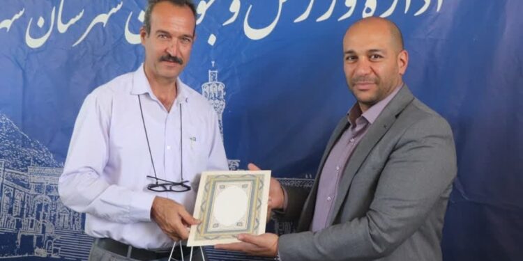 تجلیل از خبرنگاران به مناسبت روز خبرنگار