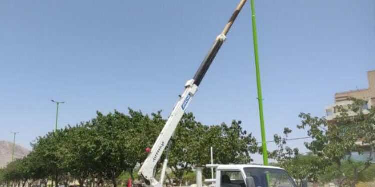 کاهش ۶۰ درصدی مصرف انرژی با تعویض لامپ های بلوارهای اصلی شهرضا