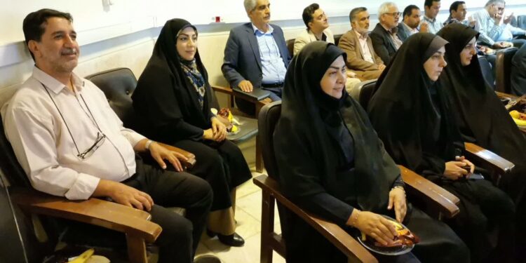 افتتاح ۶۰ پروژه و تأکید مسئولان شهرضا بر خدمت صادقانه