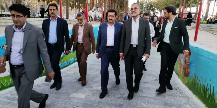افتتاح و بهره‌برداری از بوستان مادر و کودک شهرضا