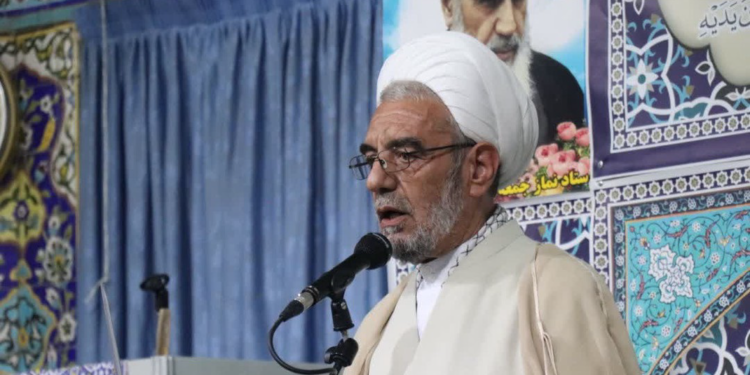 امام‌جمعه شهرضا: عذرخواهی کافی نیست؛ رئیس‌جمهور برای اقتصاد مردم برنامه‌ریزی کند