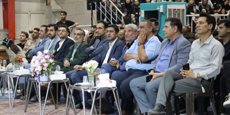 حضور پرشور خانوادههای شهرضایی در همایش «در مسیر آرامش»