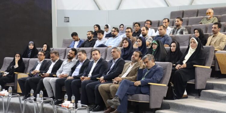آیین تجلیل از اندیشهورزان و فعالان رسانهای شهرستان شهرضا برگزار شد
