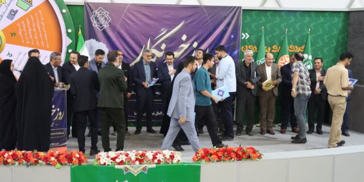 آیین تجلیل از اندیشهورزان و فعالان رسانهای شهرستان شهرضا برگزار شد