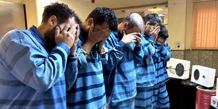 انهدام باند سارقان محموله با دستگیری ۶ متهم در شهرضا