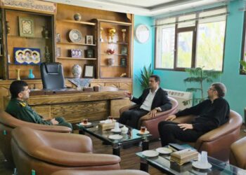دیدار مدیرکل حفظ آثار و ارزش‌های دفاع مقدس استان اصفهان با شهردار شهرضا